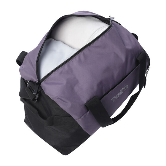 Kit bolsa de deporte + almohada Montana Grape image number 3